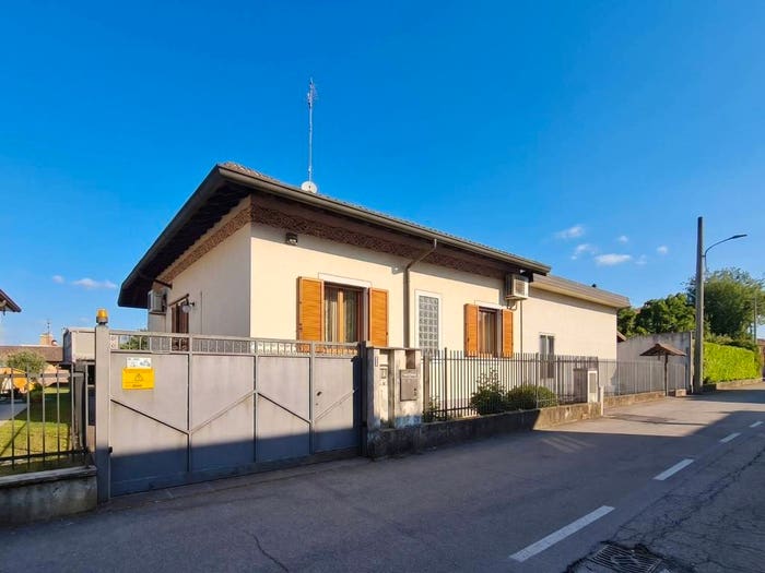 Casa con 5 locali in vendita in Via per Cascina Antonietta, Gorgonzola