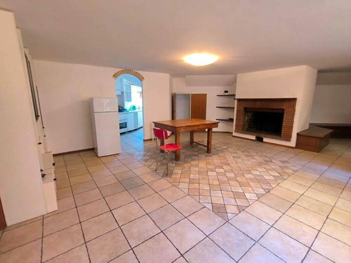 Appartamento con 6 locali in affitto in Via Montello, Ascoli Piceno