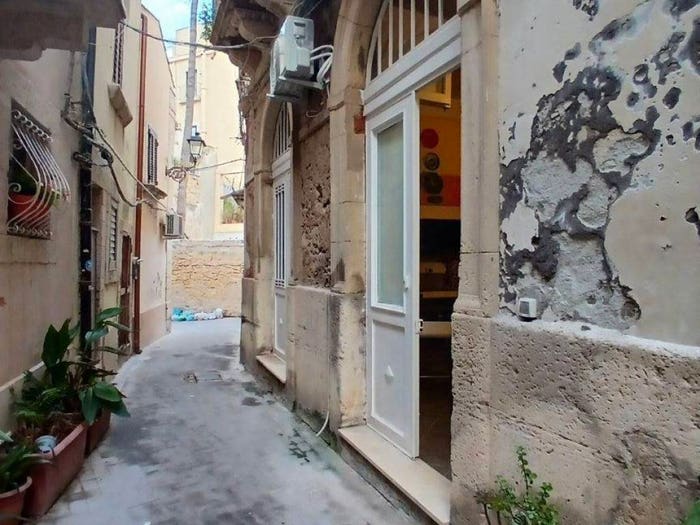 Appartamento monolocale in vendita in Via Giuseppe Mendozza, Ortigia, Siracusa