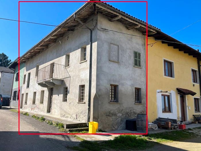 Casa con 6 locali in vendita in Via Soria, Calosso