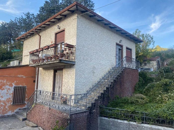 Casa trilocale in vendita in Località Noveglia, Noveglia, Bardi