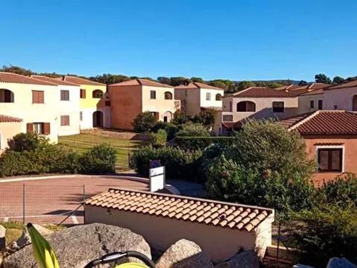 Appartamento bilocale in vendita in Località Vignola No Number, Aglientu