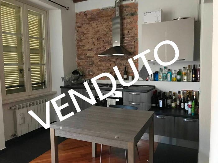 Appartamento bilocale in vendita in Via Giuseppe Garibaldi, Centro, Malnate
