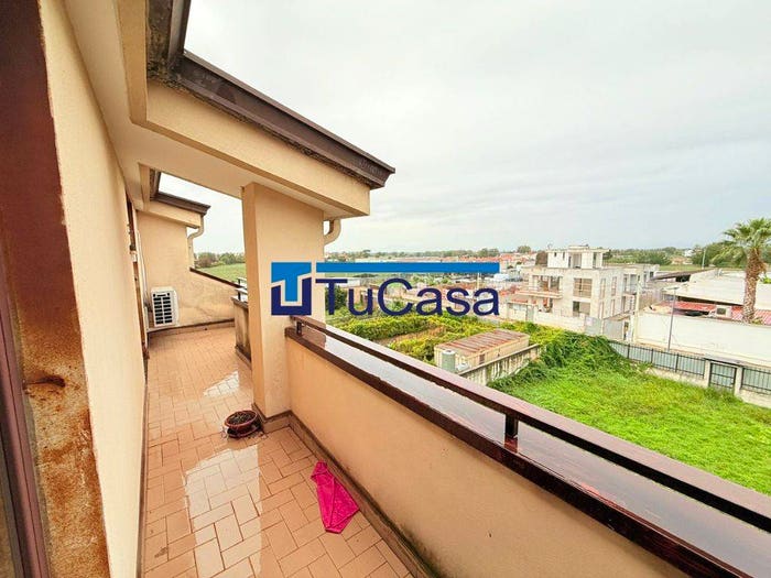 Casa trilocale in vendita in Viale della Libertà, Frignano
