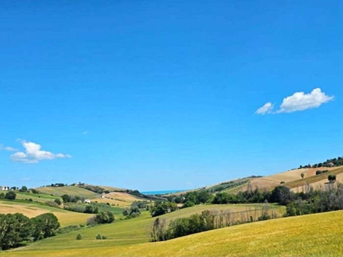 Casa con 6 locali in vendita in contrada salette, Fermo
