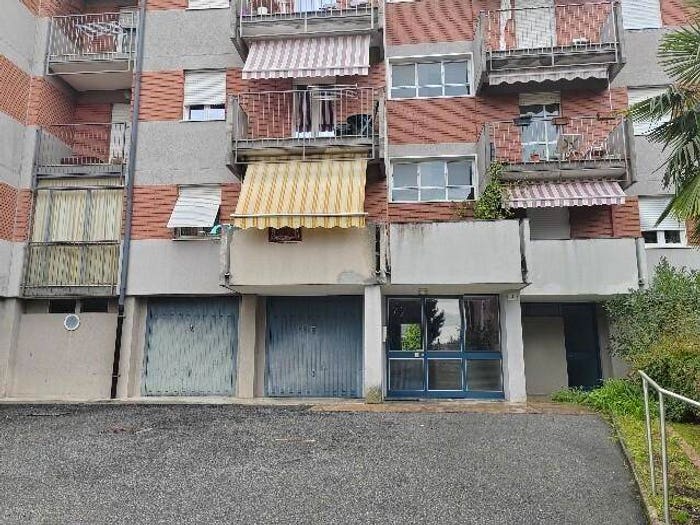 Appartamento trilocale in vendita in Via Presolana, Valle Olona, Varese