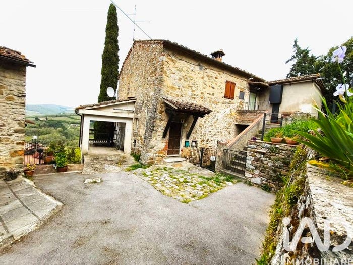 Casa quadrilocale in vendita in Località  Loc Barbischio, Gaiole in Chianti