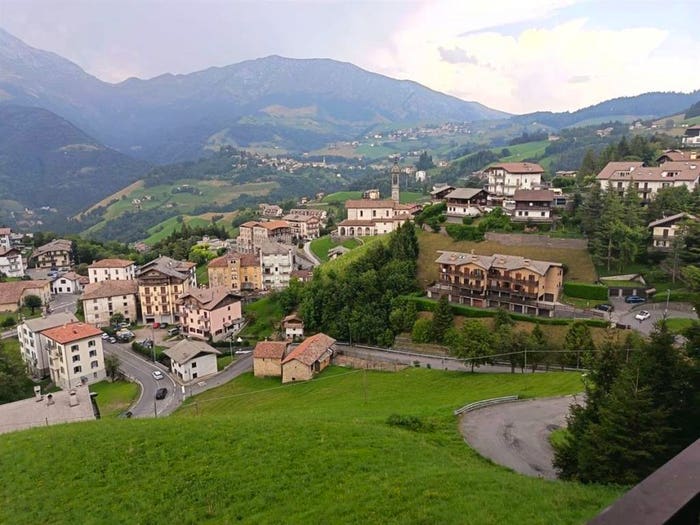 Appartamento bilocale in vendita in Via Litù, Centro, Oltre il Colle