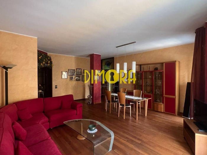 Appartamento trilocale in vendita in VIA MATTEOTTI, Novate Milanese