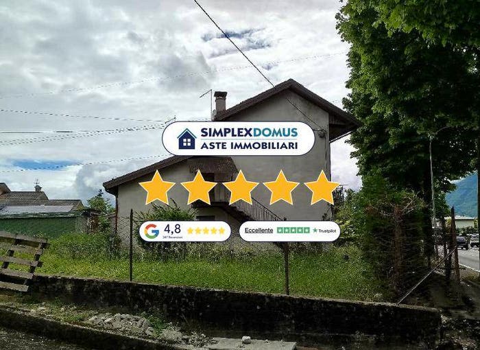 Appartamento con 6 locali in vendita in Viale Pedavena, Centro, Feltre