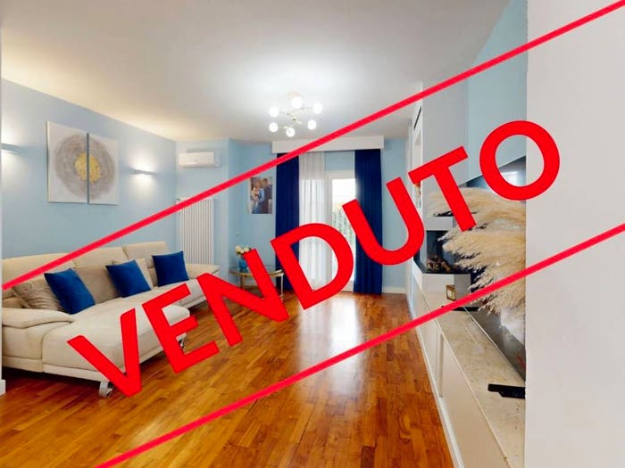 Appartamento quadrilocale in vendita in Via don Francesco Corrado, Lusciano