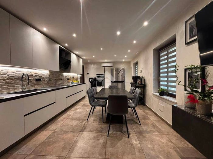 Casa con 6 locali in vendita in Via verdi, Centro, Castagnole Piemonte