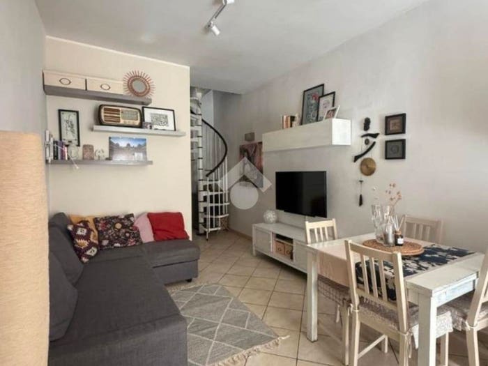 Casa trilocale in vendita in Via Trieste, Borgovilla Barberini, Barletta