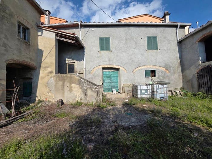 Casa con 6 locali in vendita in Via Lupicciano, Santomoro Valdibure, Pistoia