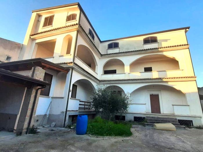 Appartamento con 6 locali in vendita in Via Vittorio Emanuele, Centro, Macerata Campania