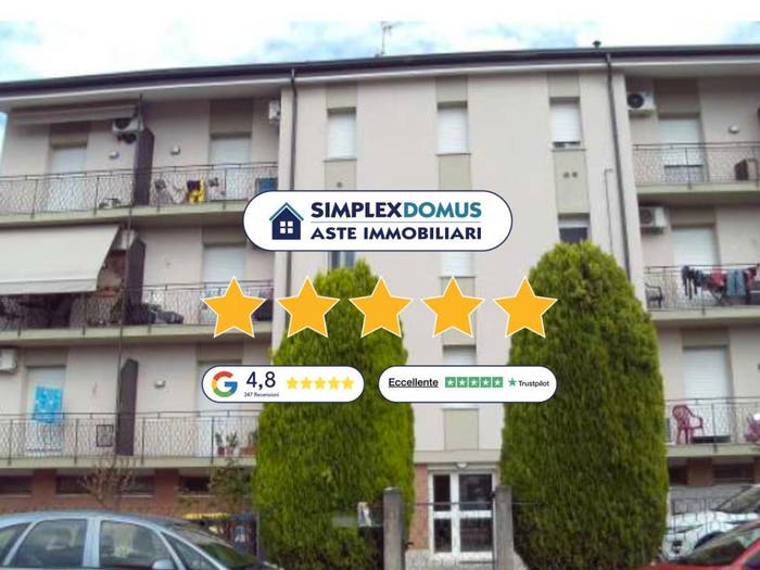 Appartamento quadrilocale in vendita in Grézieu La Varenne, Centro, Finale Emilia