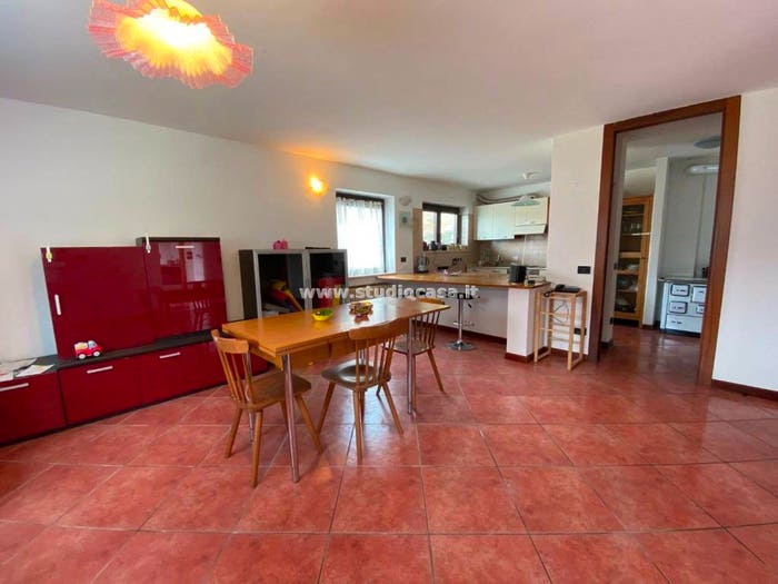 Appartamento trilocale in vendita in Bieno