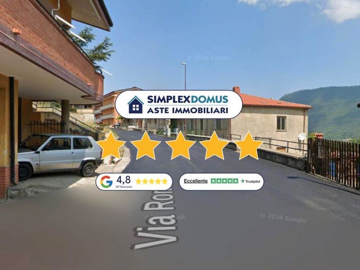 Appartamento con 6 locali in vendita in Via Roma, Trentinara