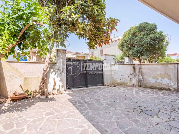 Appartamento trilocale in vendita in Via SARDARA, Passo Oscuro, Fiumicino