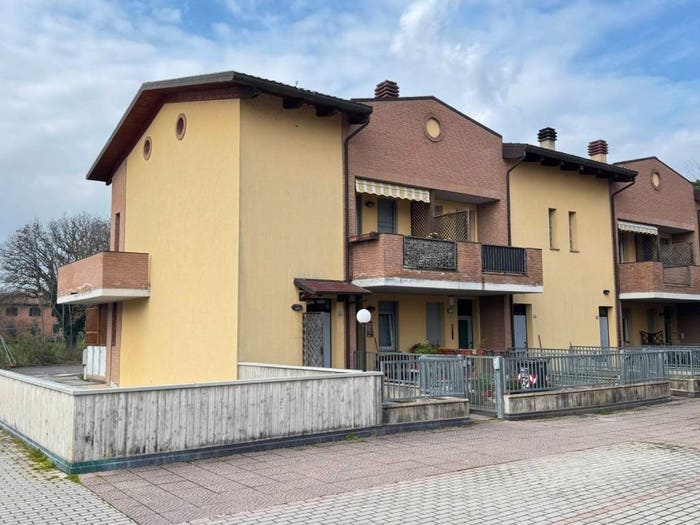 Appartamento quadrilocale in vendita in Via Viara, La Passerina, Casalfiumanese