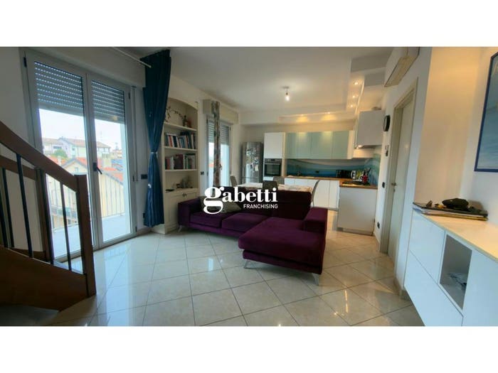 Appartamento con 6 locali in vendita in Via Covignano Villaggio Azzurro, Rimini
