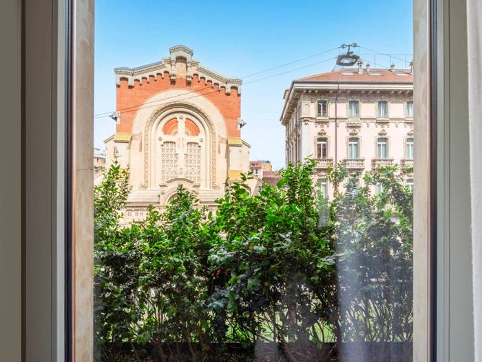 Appartamento quadrilocale in vendita in Viale Luigi Majno, Palestro, Milano