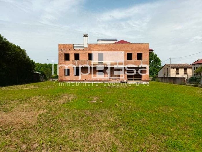 Casa con 6 locali in vendita in via di sopra, Barco, Pravisdomini