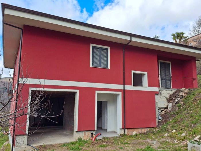 Casa quadrilocale in vendita in Contrada San Minà Superiore, San Minà, Lamezia Terme