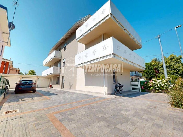 Appartamento quadrilocale in vendita in Via Mario Pini, Quartirolo Meloni, Carpi