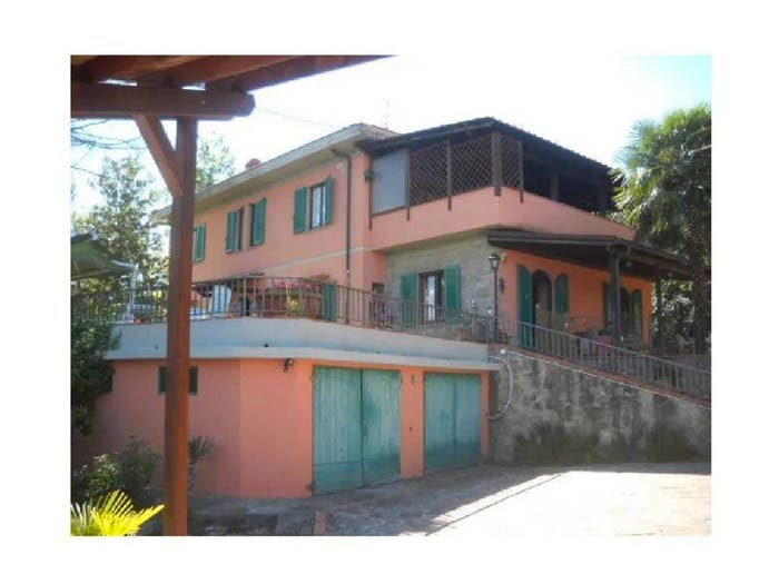 Casa con 6 locali in vendita in Via Poggio alla Croce, Loppiano Pian Delle Macchie, Figline e Incisa Valdarno
