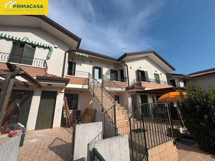 Appartamento trilocale in vendita in Via Don Adolfo Bergamin, Passarella Cà Pirami, Jesolo
