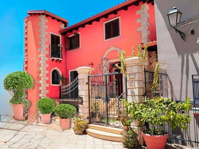 Casa con 5 locali in vendita in Largo Castello, Canicattì