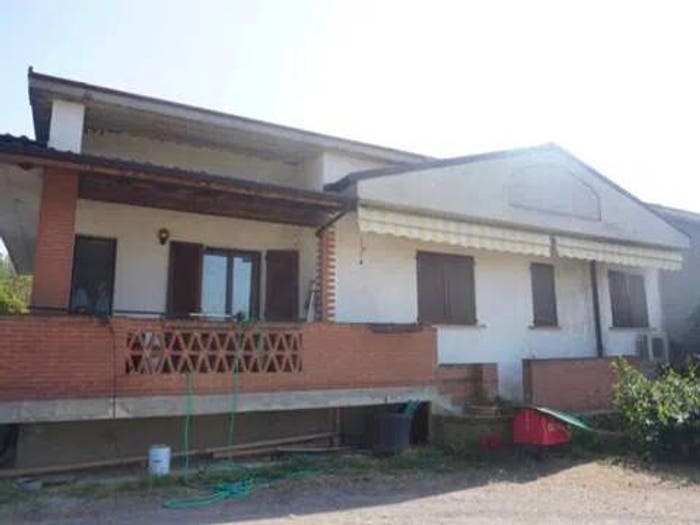 Appartamento quadrilocale in vendita in Via Roma, Miradolo Terme