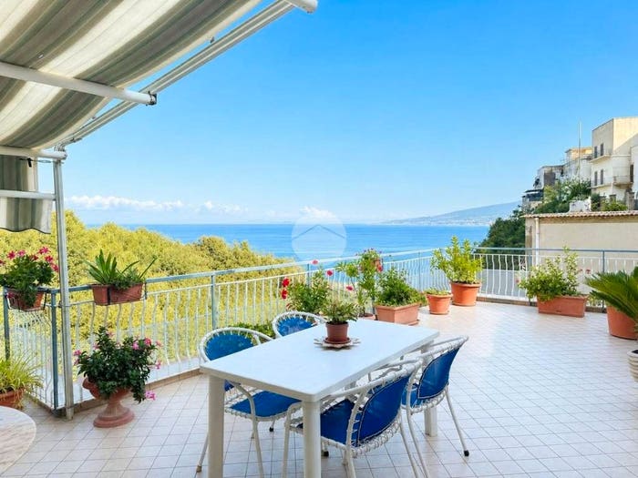 Casa trilocale in vendita in Via Rivo Pozzano, Centro, Castellammare di Stabia