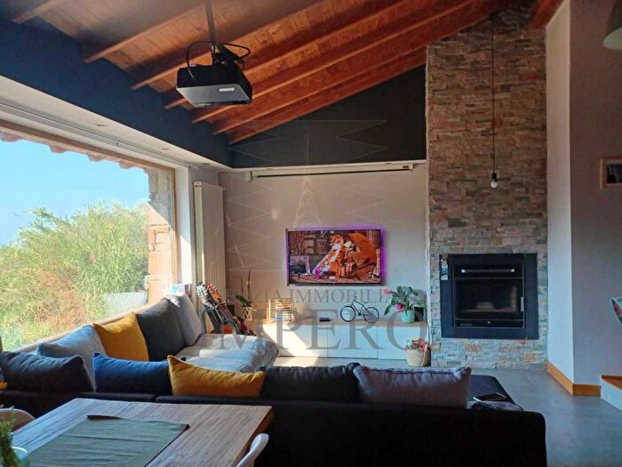 Casa quadrilocale in vendita in località morgthe, Dolceacqua