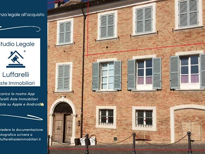 Appartamento con 6 locali in vendita in Piazza Giuseppe Mazzini, Orciano Di Pesaro, Terre Roveresche