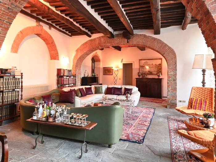 Casa con 6 locali in vendita in Via delle Selvette, Segromigno San Colombano, Capannori