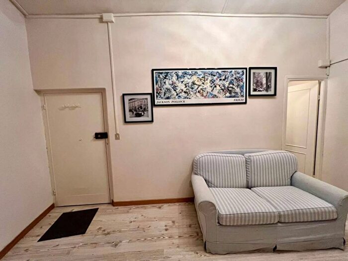 Appartamento bilocale in vendita in Piazza Giardino SNC, Dolceacqua