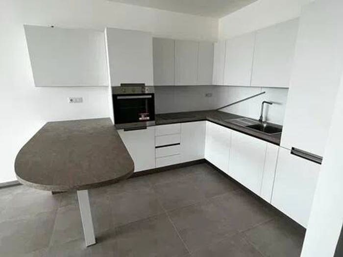 Appartamento trilocale in vendita in Via Antonio Labriola, Viale Aldo Moro Ospedale Vecchio, Olbia
