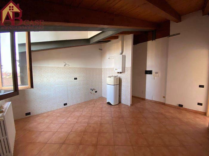 Appartamento bilocale in vendita in via mazzini, Centro, Gambolò