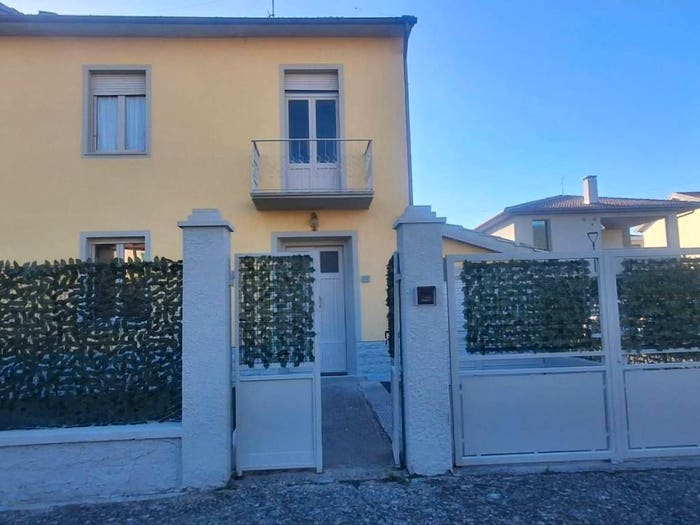 Casa con 5 locali in vendita in via roma, Soci, Bibbiena