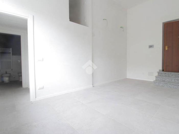 Appartamento bilocale in vendita in Via Giuseppe Garibaldi, Centro, Cerro Maggiore