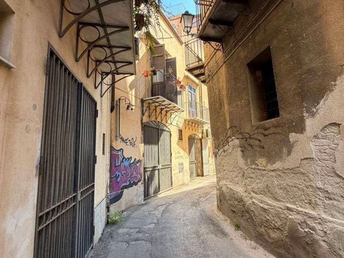 Appartamento con 5 locali in vendita in Vicolo Cassarelli, Castellammare, Palermo