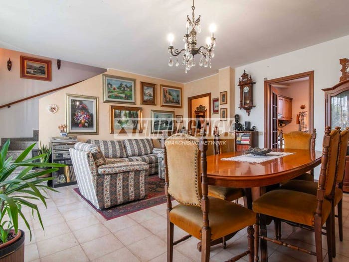 Casa quadrilocale in vendita in Via Pietro Mascagni, Centro, Cislago