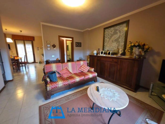 Appartamento quadrilocale in vendita in Centro, Lamporecchio
