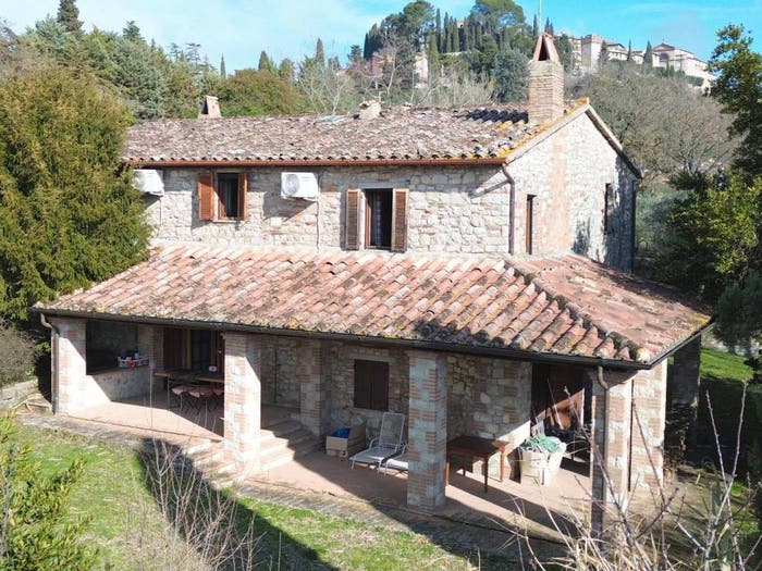 Casa con 6 locali in vendita in Via Bartolomeo Jacopo della Rovere, Centro, Monte Castello di Vibio