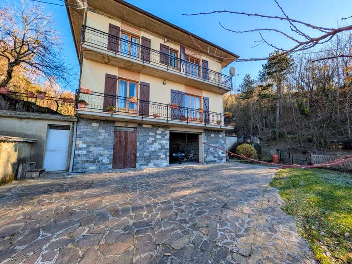 Casa con 6 locali in vendita in Via Roma, Suvero, Rocchetta di Vara