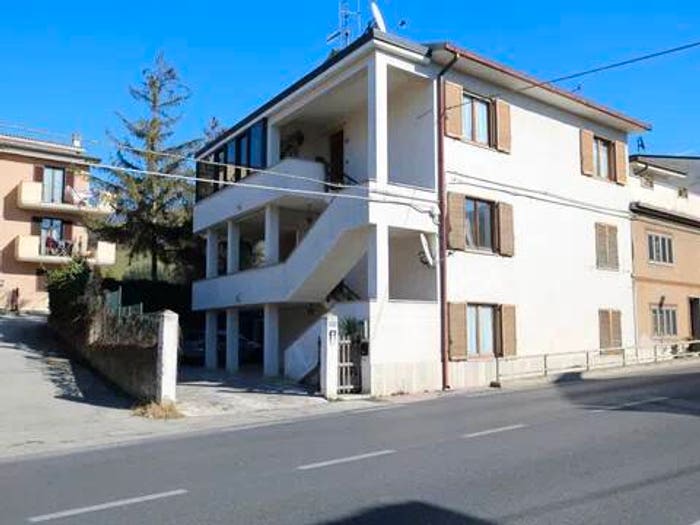 Appartamento quadrilocale in vendita in Contrada Molini Di Fermo, Molini Di Tenna, Fermo