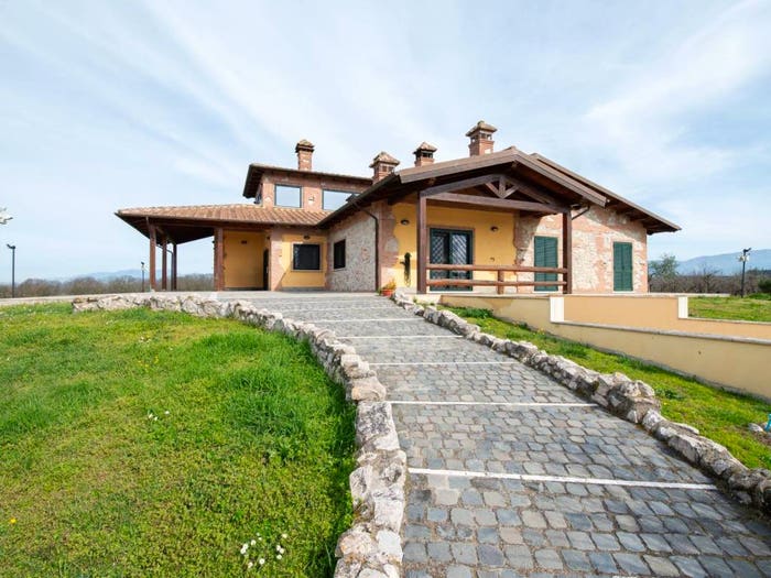 Casa con 5 locali in vendita in Strada Provinciale Pascolare, Palombara Sabina