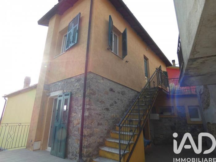 Casa con 6 locali in vendita in Via Montale, Montale Serra Piazza, Rocchetta di Vara